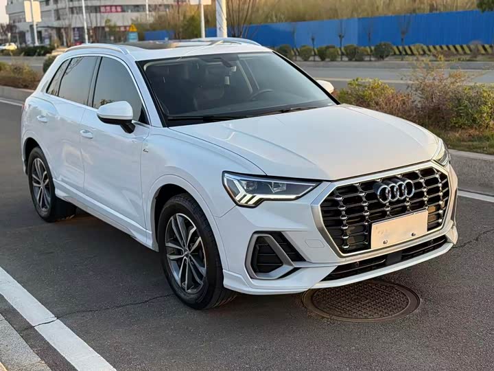 Фото 6 - Audi Q3