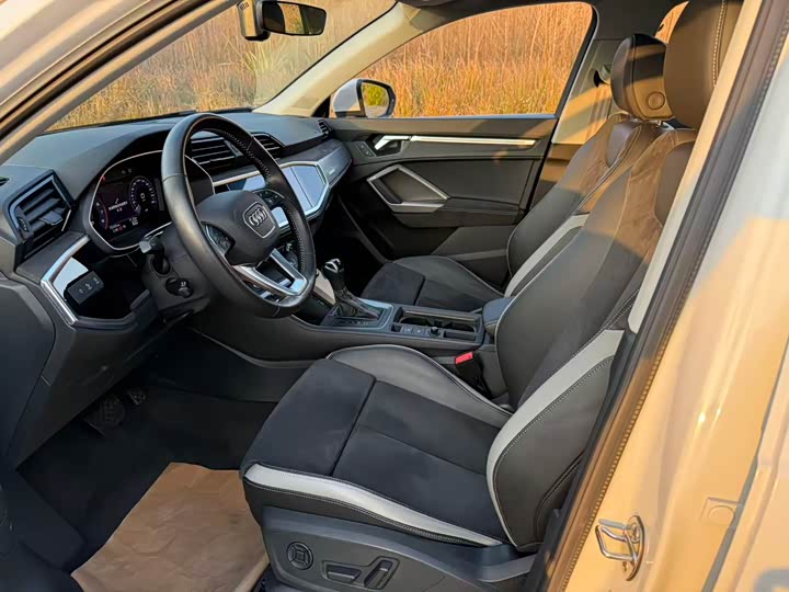 Фото 7 - Audi Q3