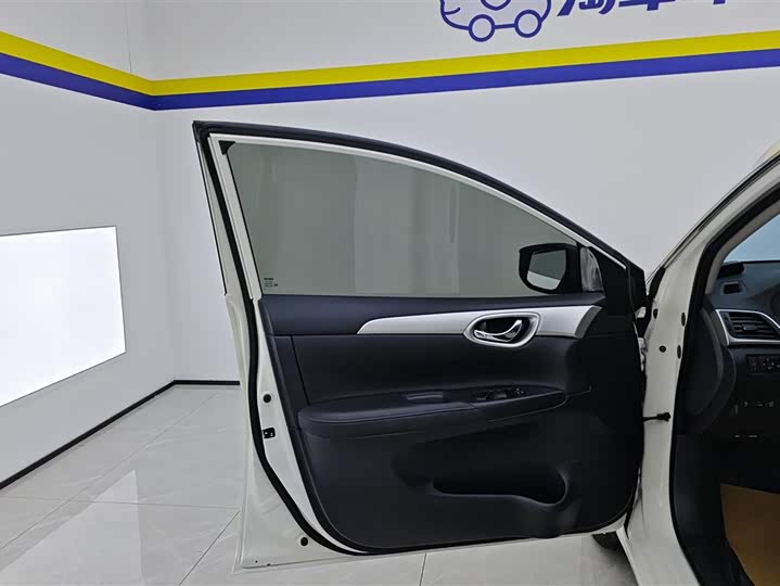 Фото 7 - Nissan Sylphy