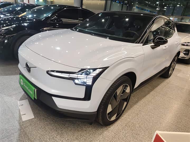 Фото 2 - Volvo EX30