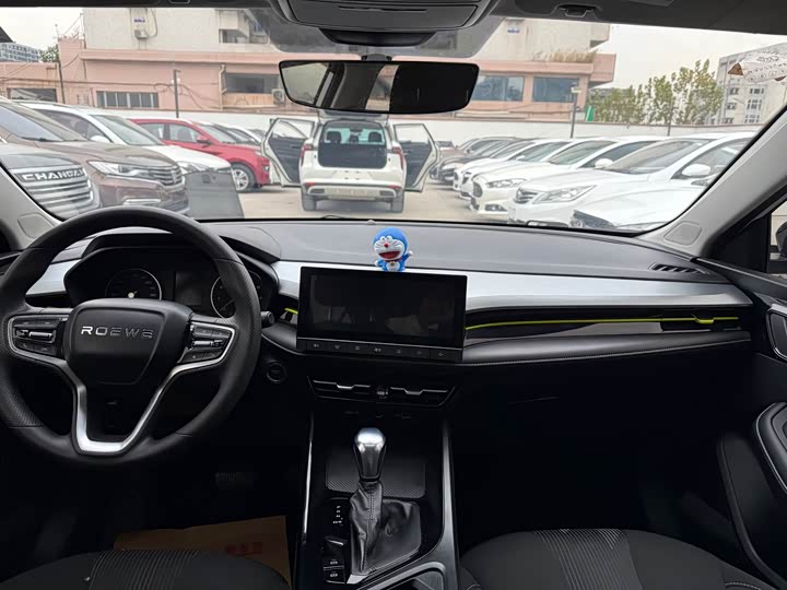 Фото 8 - Roewe i5