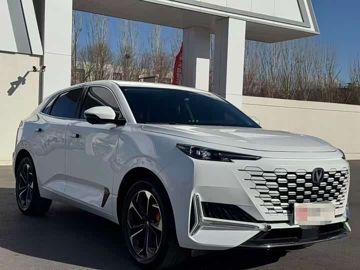 Фото 3 - Changan UNI-K Hybrid