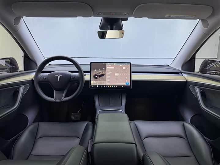 Фото 9 - Tesla Model Y