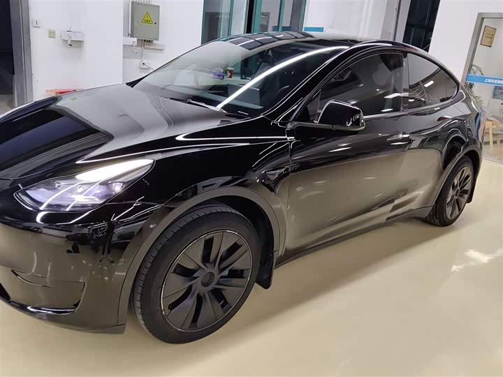 Фото 5 - Tesla Model Y