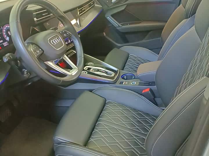 Фото 8 - Audi A3