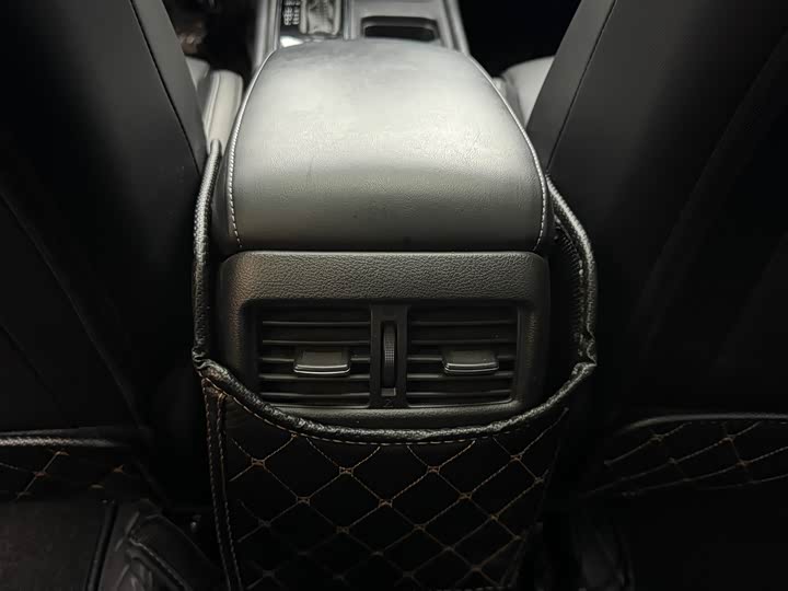 Фото 9 - Nissan Sylphy