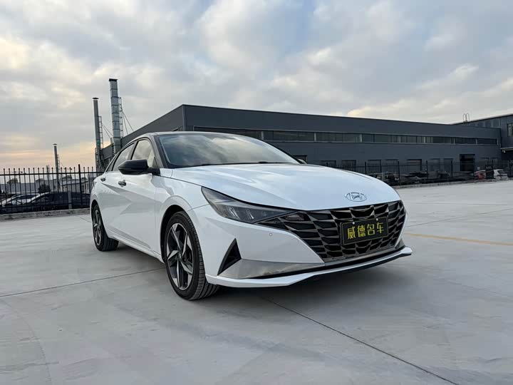 Фото 3 - Hyundai Elantra N line