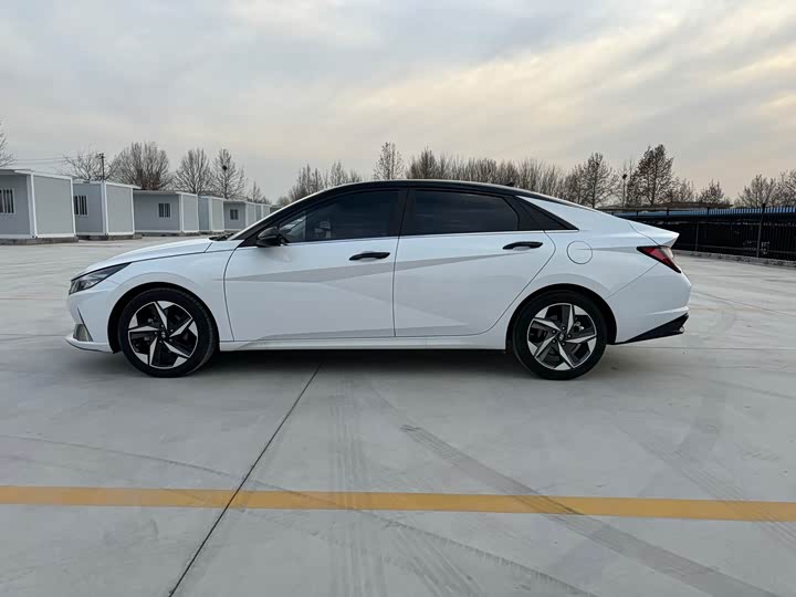 Фото 4 - Hyundai Elantra N line