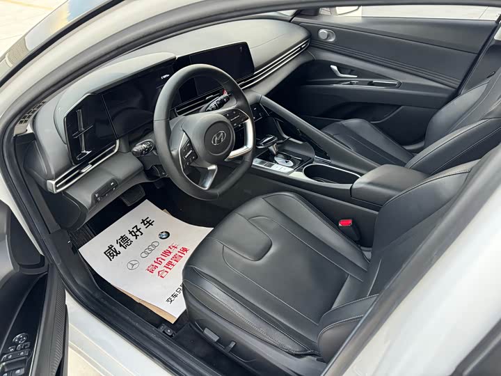 Фото 8 - Hyundai Elantra N line