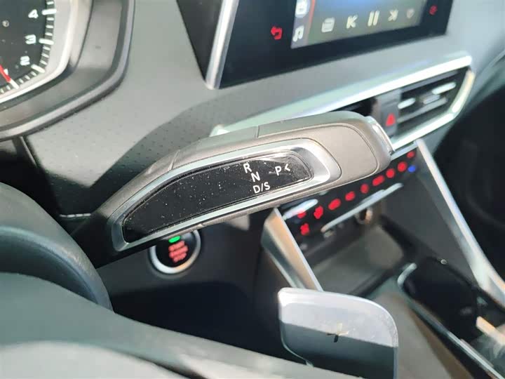 Фото 6 - Maxus G50