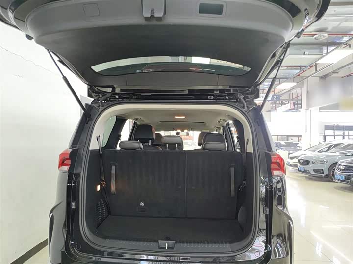 Фото 9 - Maxus G50