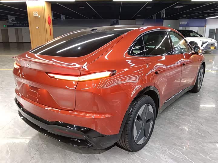 Фото 7 - Nio Onvo L60