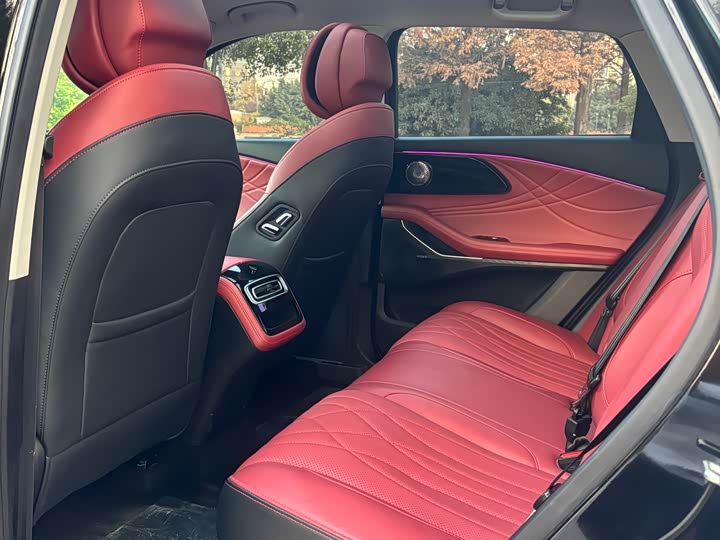 Фото 5 - Exeed RX