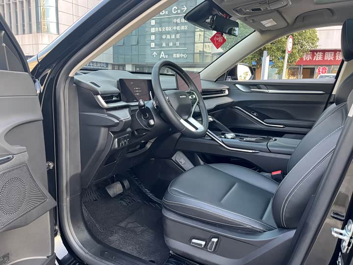 Фото 8 - Haval H6