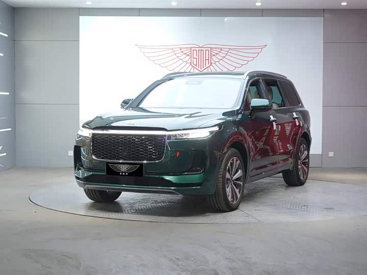 Фото 1 - LiXiang One