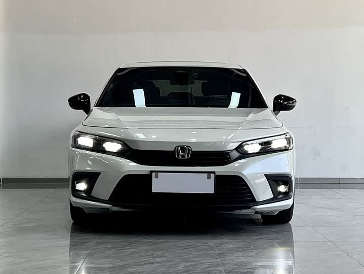 Фото 2 - Honda Civic