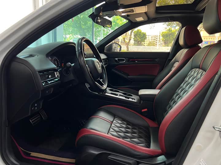 Фото 3 - Honda Civic