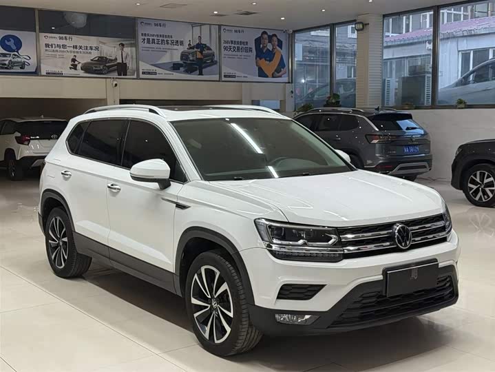 Фото 3 - Volkswagen Tharu