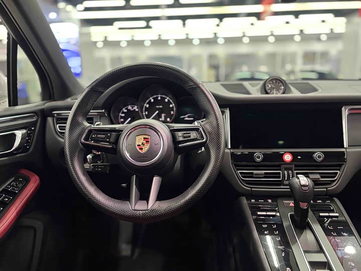 Фото 8 - Porsche Macan