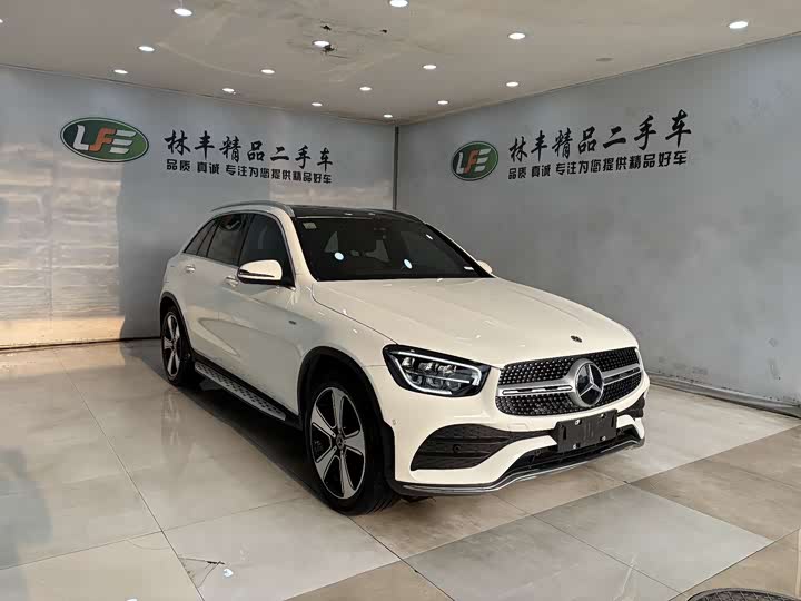 Фото 4 - Mercedes-Benz GLC-Class