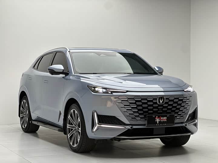 Фото 3 - Changan UNI-K