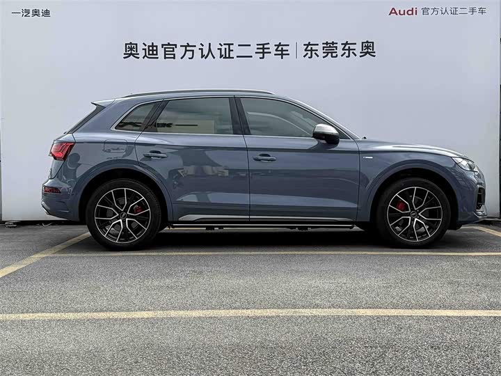 Фото 3 - Audi Q5L