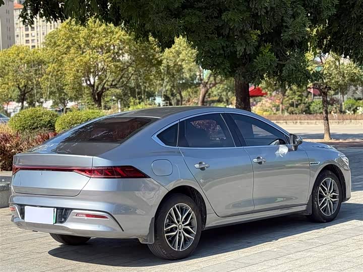 Фото 9 - BYD Qin Plus