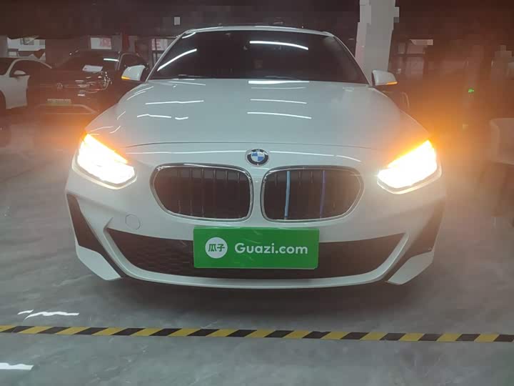 Фото 3 - BMW 1 Series