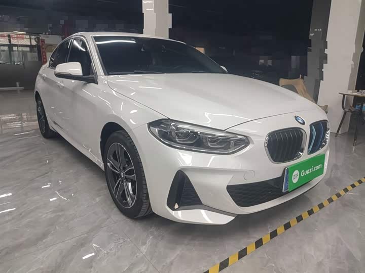 Фото 4 - BMW 1 Series