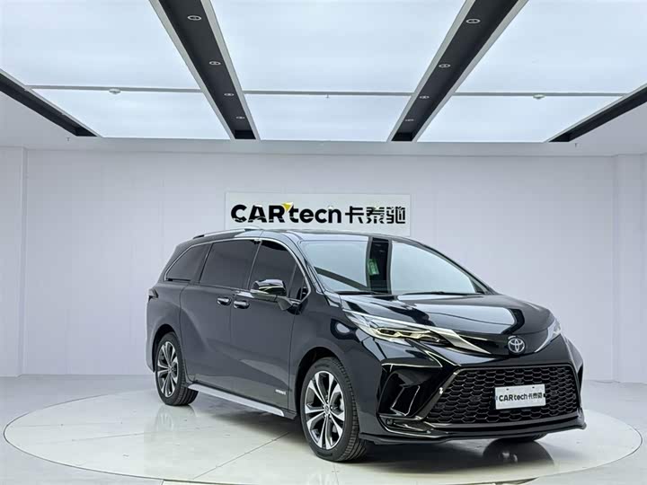 Фото 7 - Toyota Granvia