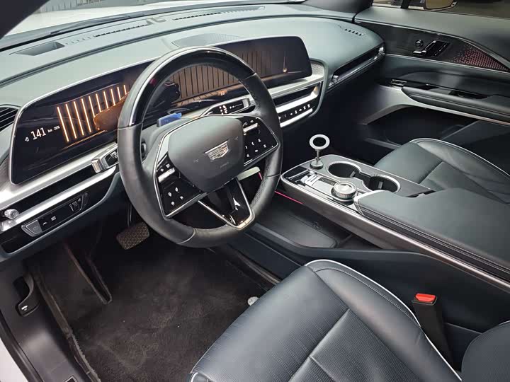 Фото 8 - Cadillac Lyriq