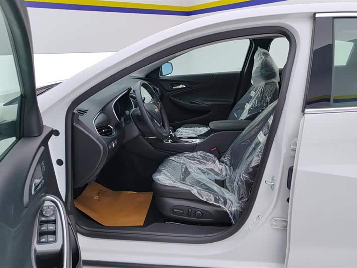 Фото 9 - Chevrolet Malibu XL