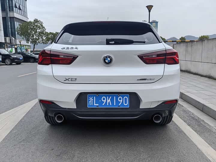 Фото 7 - BMW X2
