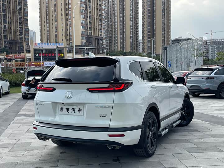 Фото 7 - Honda Breeze