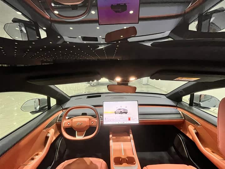 Фото 7 - Nio Onvo L60