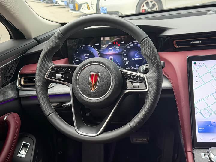 Фото 6 - Hongqi H5