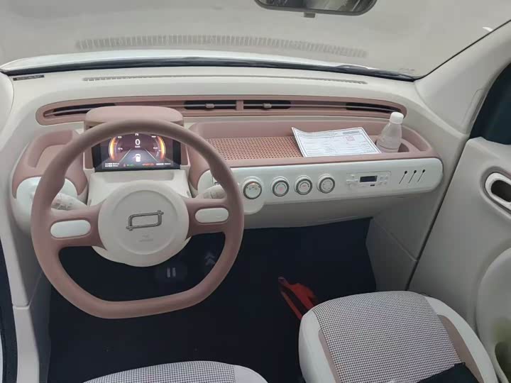 Фото 6 - Bestune Pony