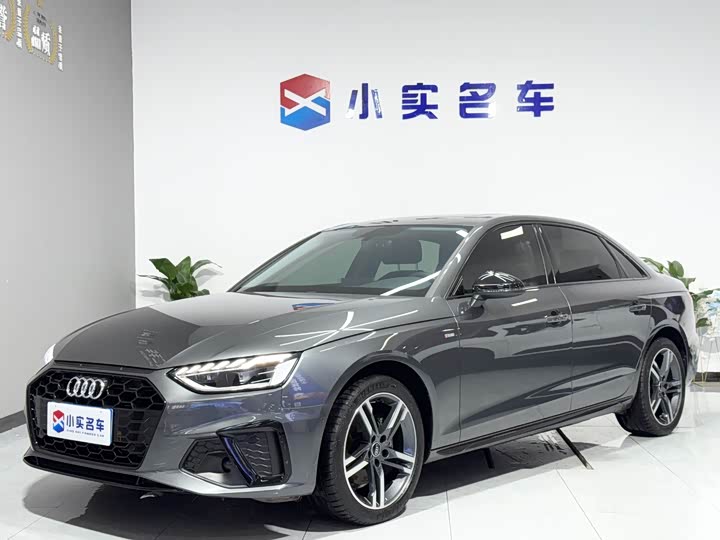 Фото 1 - Audi A4L