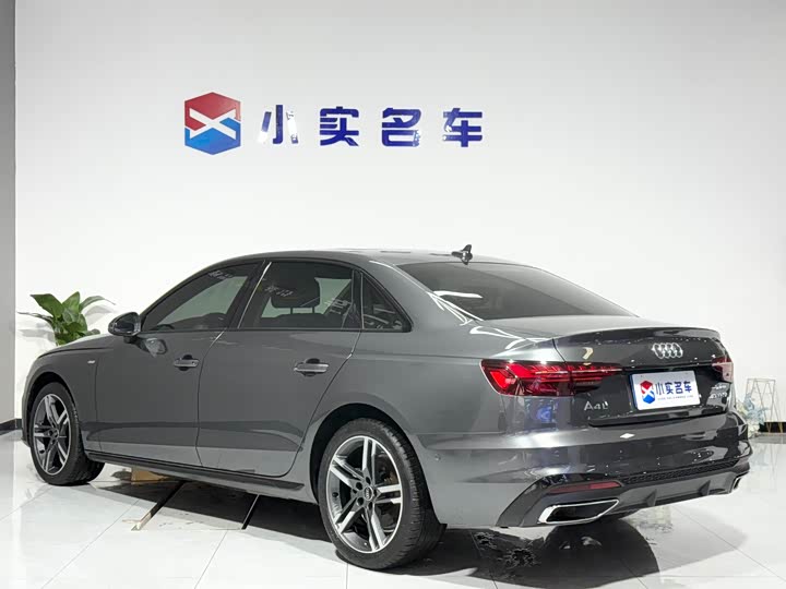 Фото 9 - Audi A4L