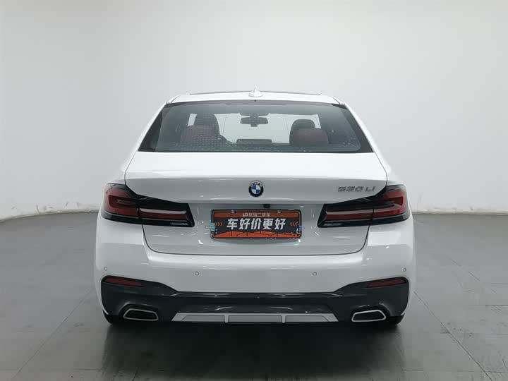 Фото 4 - BMW 5 Series
