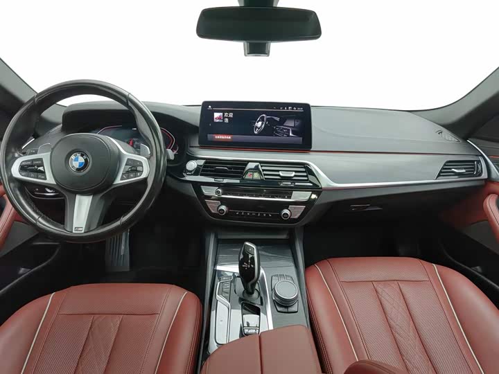 Фото 5 - BMW 5 Series