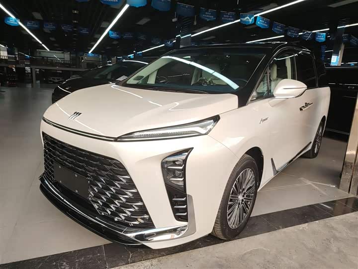 Фото 2 - Buick GL8 Hybrid