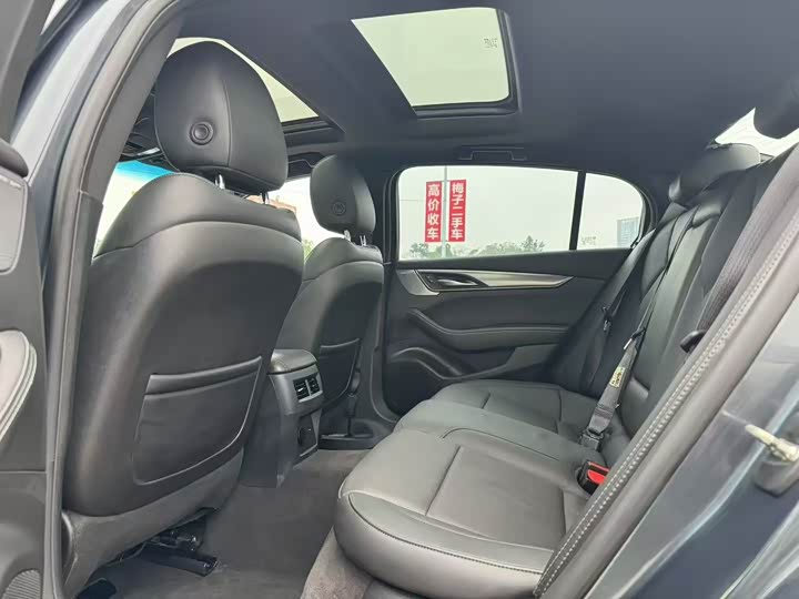 Фото 6 - Cadillac CT5