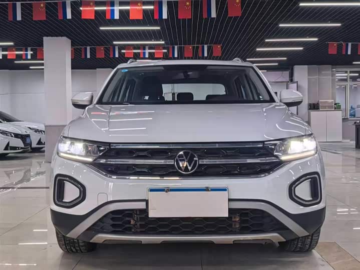 Фото 2 - Volkswagen T-Roc