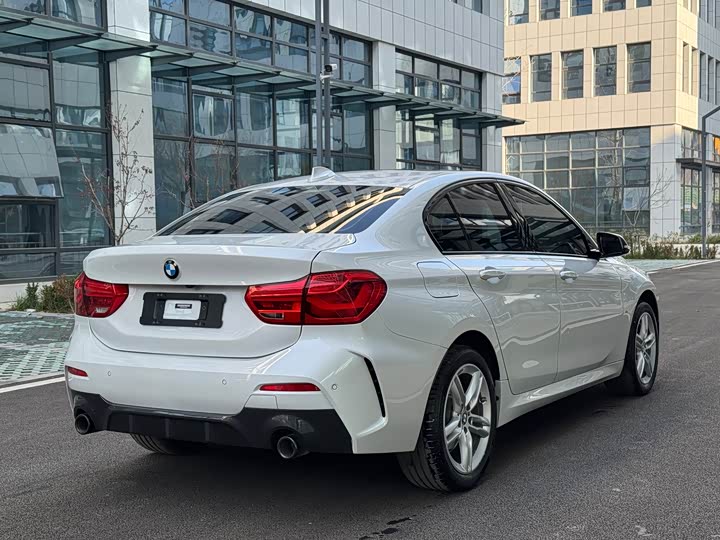 Фото 7 - BMW 1 Series