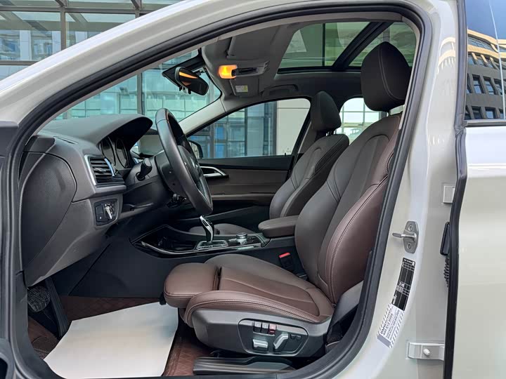 Фото 8 - BMW 1 Series