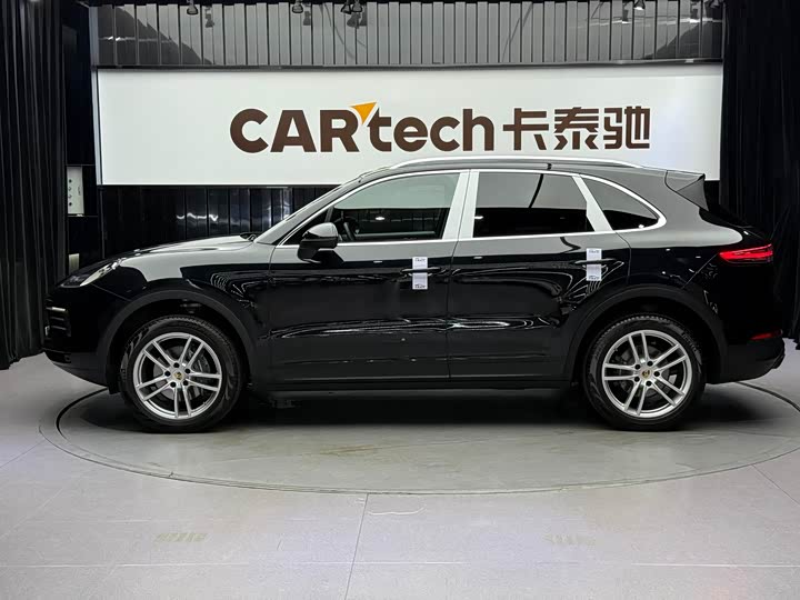 Фото 4 - Porsche Cayenne