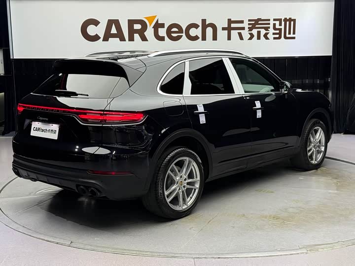 Фото 6 - Porsche Cayenne