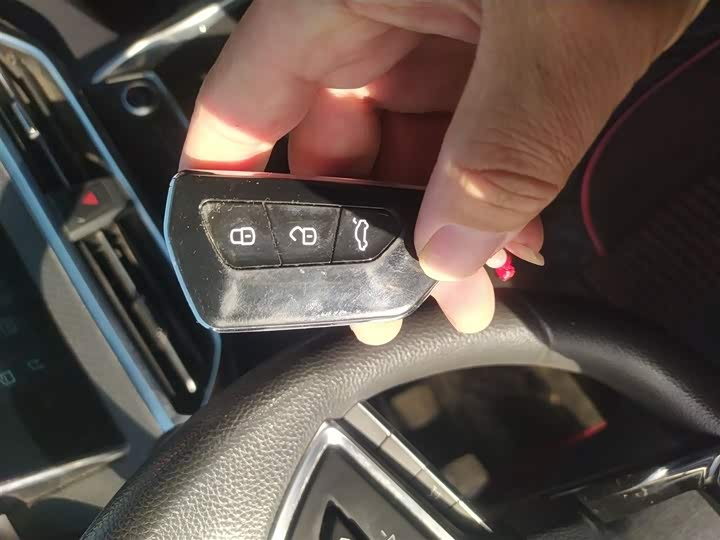 Фото 9 - Maxus G50