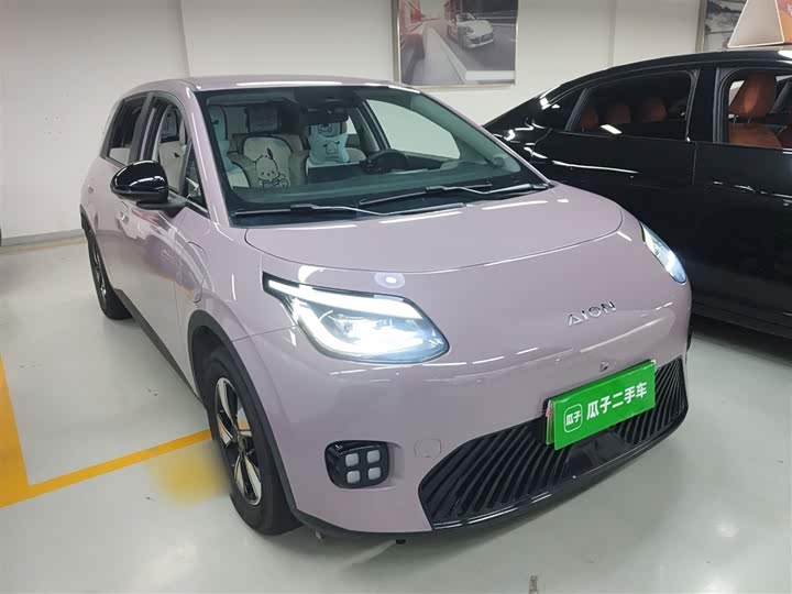 Фото 4 - GAC Aion UT